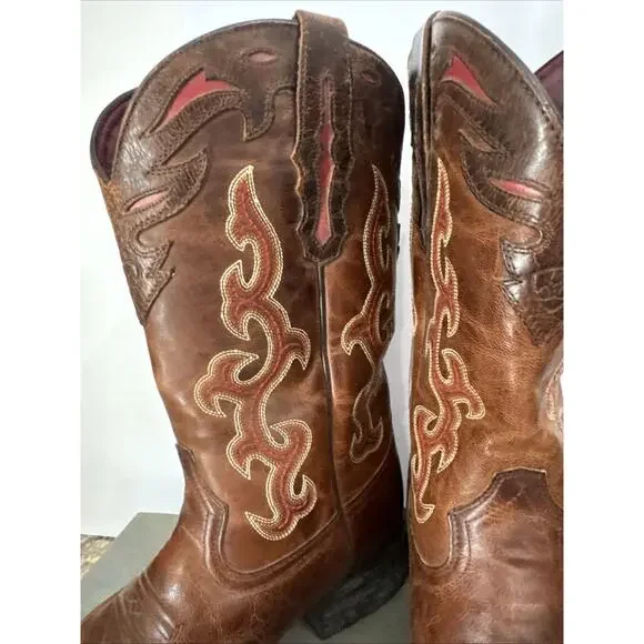 Ariat 10010937 Brown Leather Square Toe Cowboy Boots ATS . Men's Size 9 C EUC